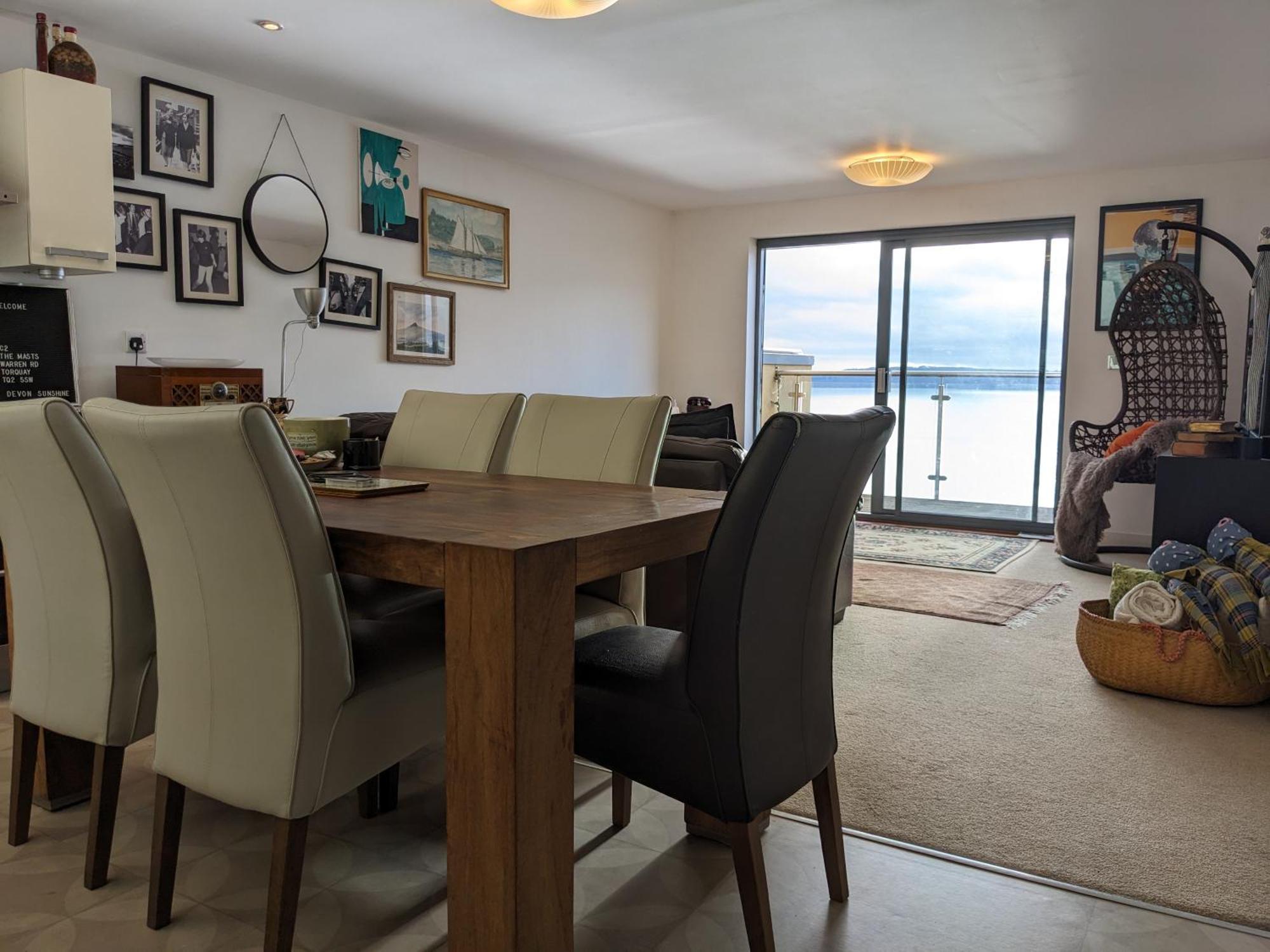 Panoramic Sea Views, Sleeps 4, Torquay Lägenhet Exteriör bild