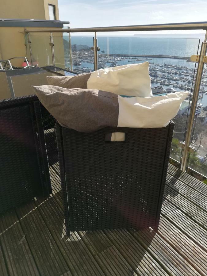 Panoramic Sea Views, Sleeps 4, Torquay Lägenhet Exteriör bild